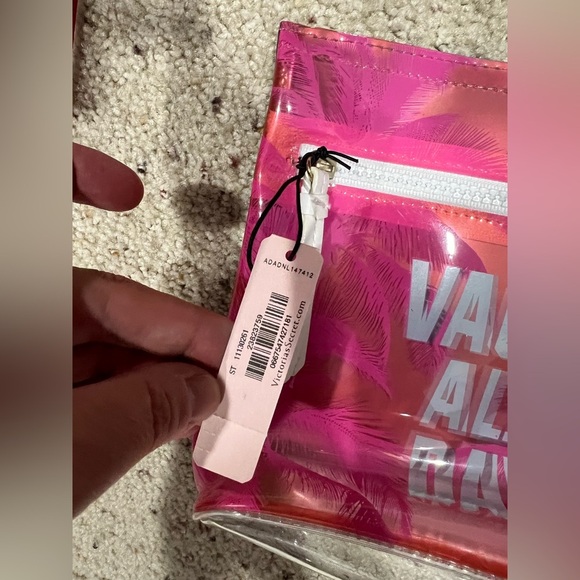 VS Victoria Secret PINK makeup bag new NWT pink blue ocean beach - Picture 4 of 4